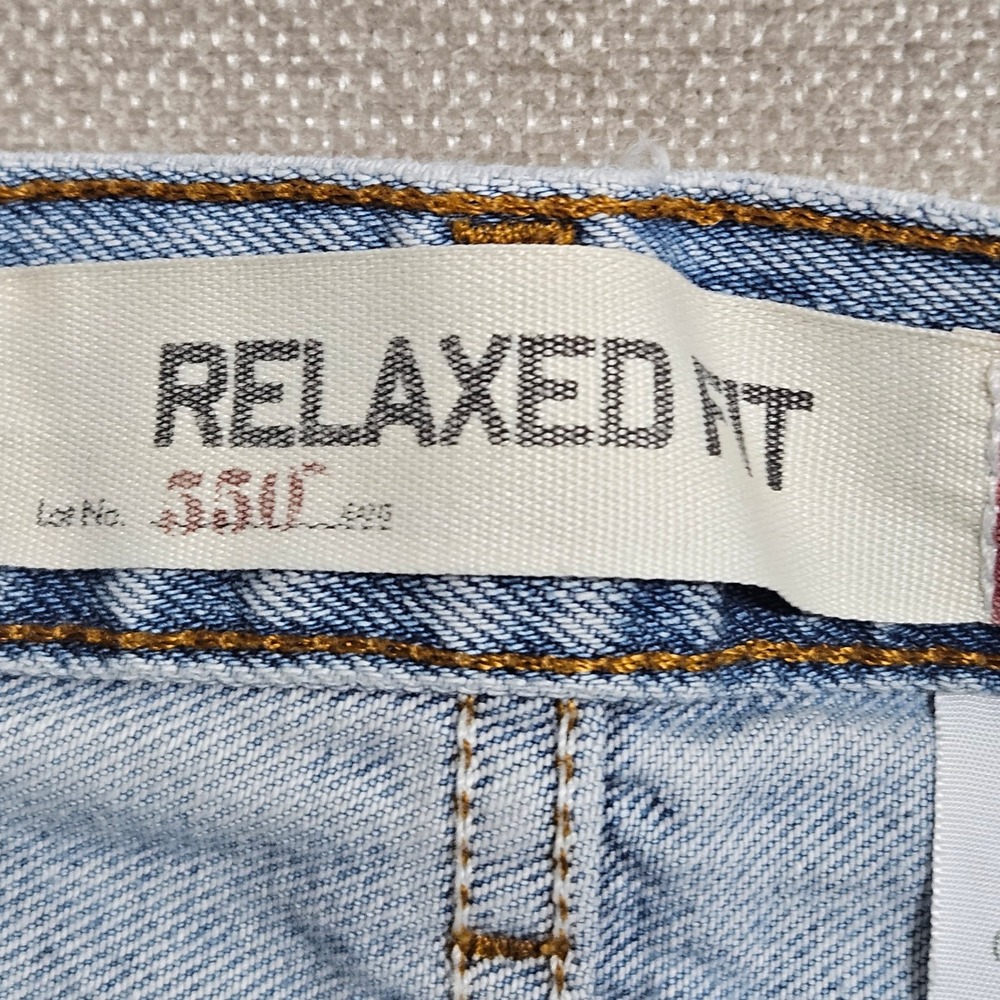 Levi's 550 Relaxed Fit Men 36x30 Light Blue Denim Tapered Leg Jeans Vintage Y2K - Picture 6 of 13